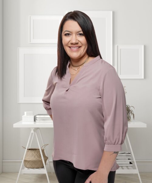 Meet the LakeNWoods Realty Team Page 1 of 1 LakeNWoods Realty Inc.