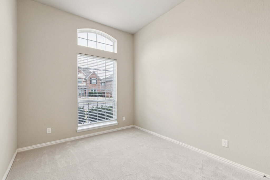 Large 019be52f F23e 73d3 B1a9 9b7a90f59e89