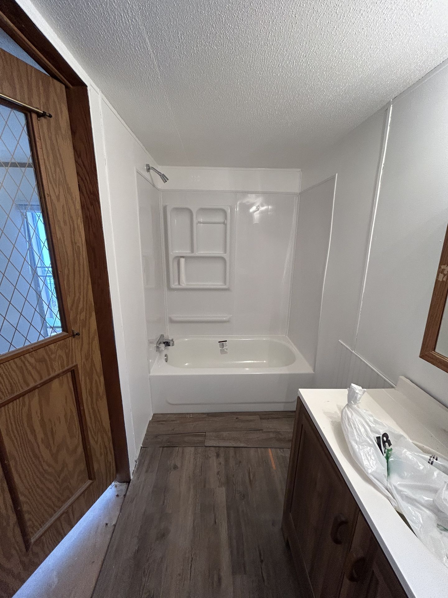 Midway Manufactured Homes Community Vienna Oh Primary Bathtub