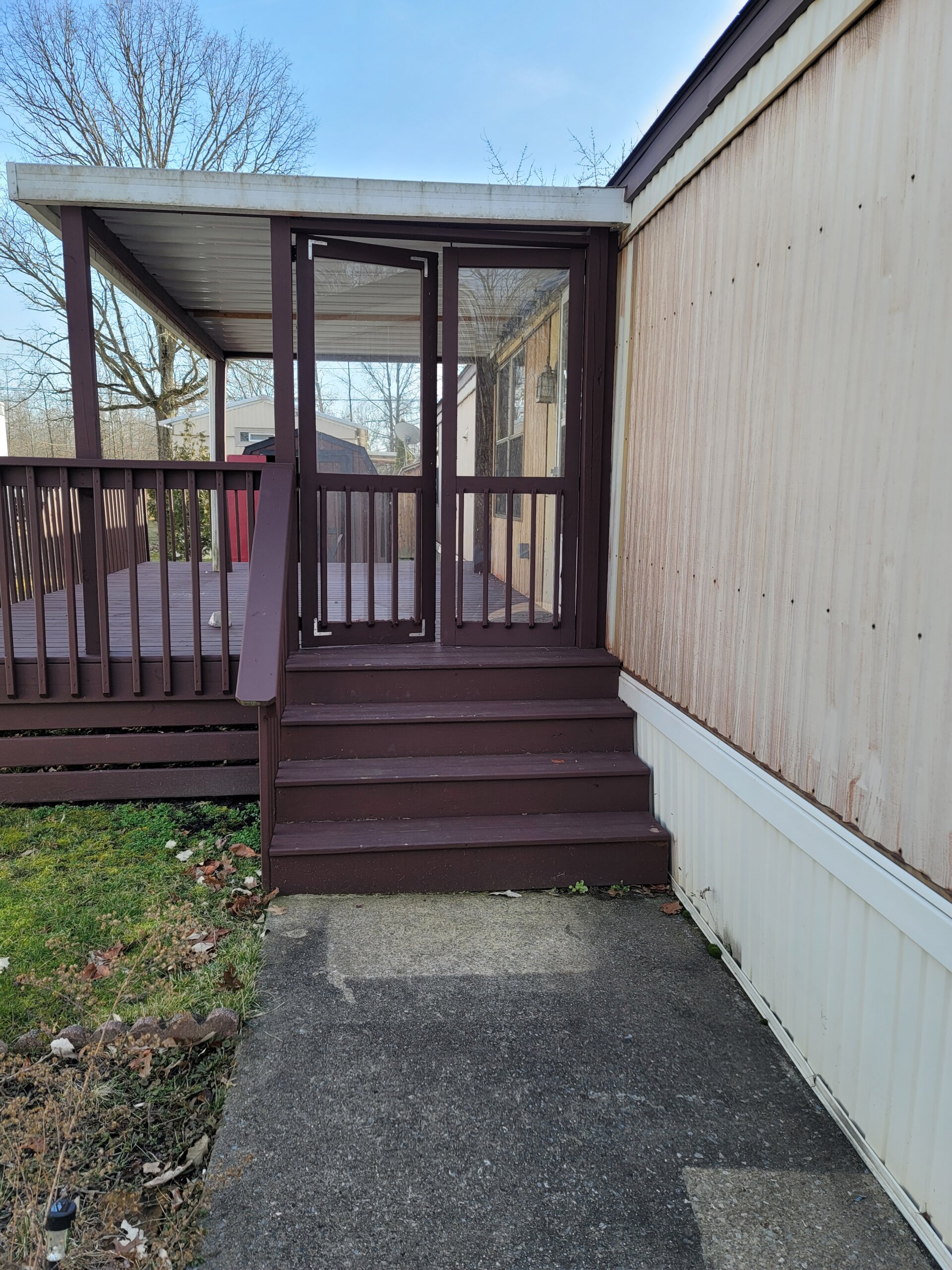 PreOwned Homes Midway Mobile Homes Community