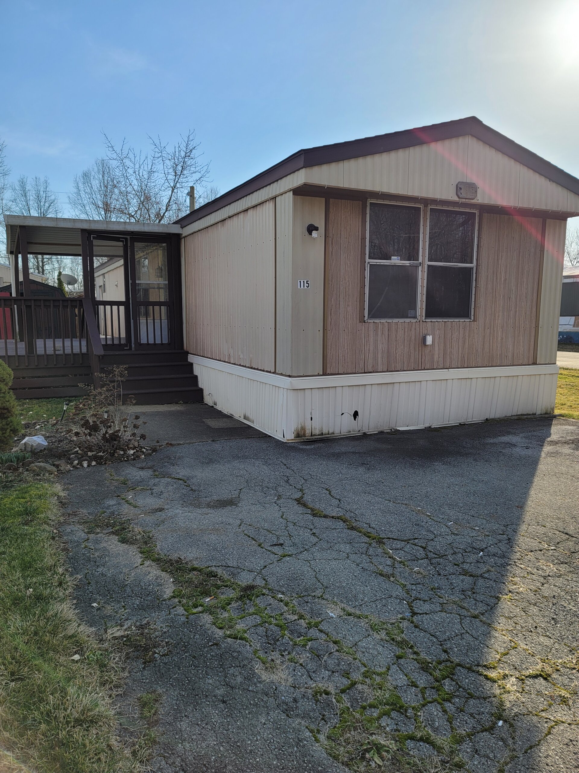 PreOwned Homes Midway Mobile Homes Community
