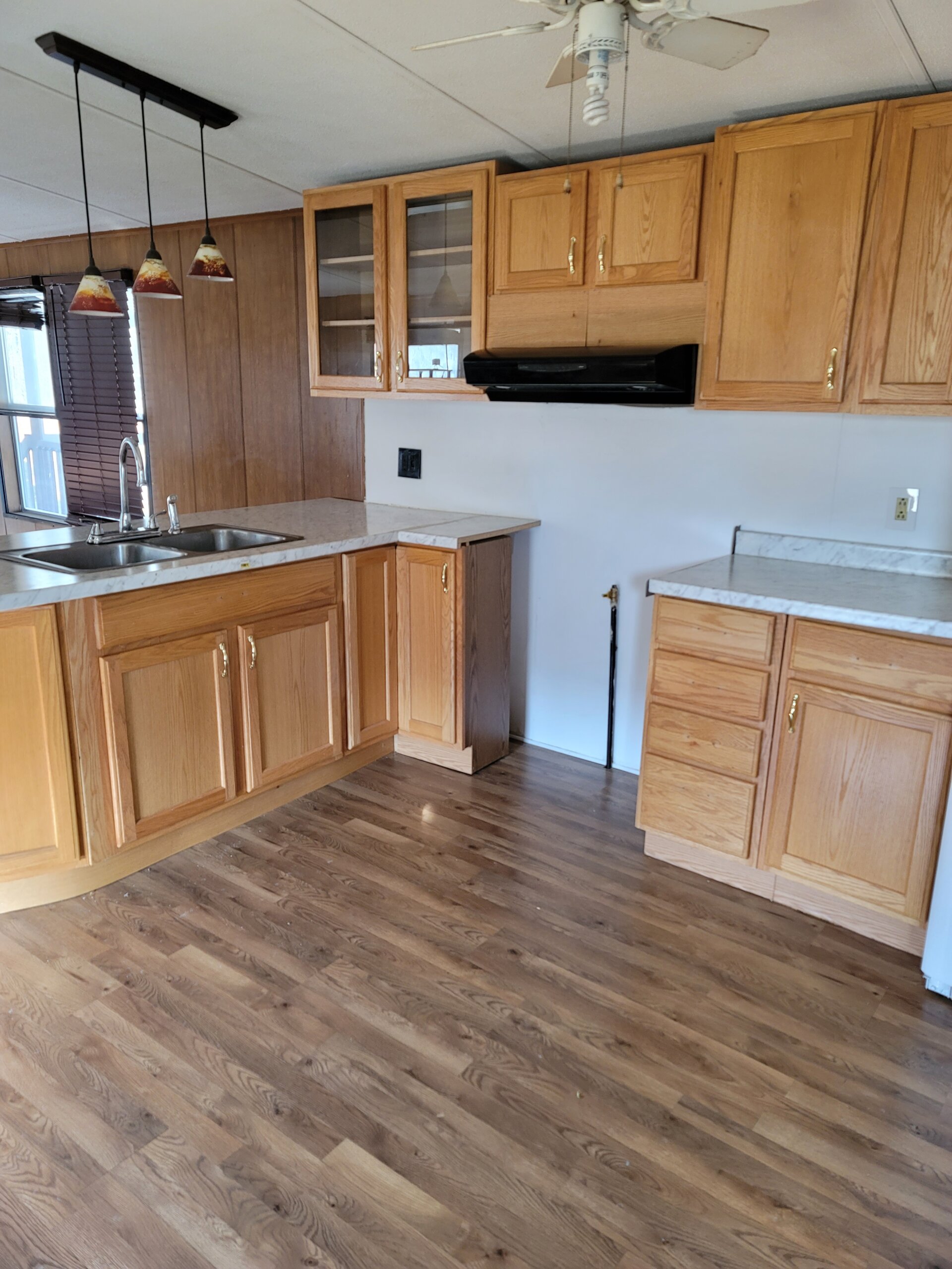 PreOwned Homes Midway Mobile Homes Community